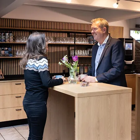 弗雷德里克六世酒店 4*