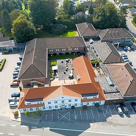 Frederik Vi's Hotel 4*